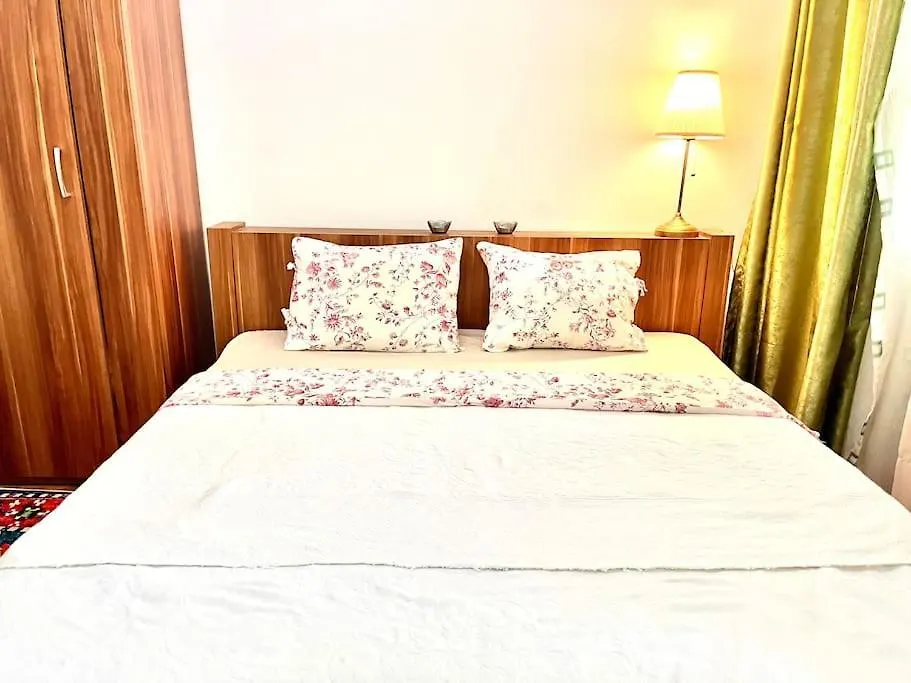 Carpe Diem, Cismigiu Gardens Bükreş Romanya
